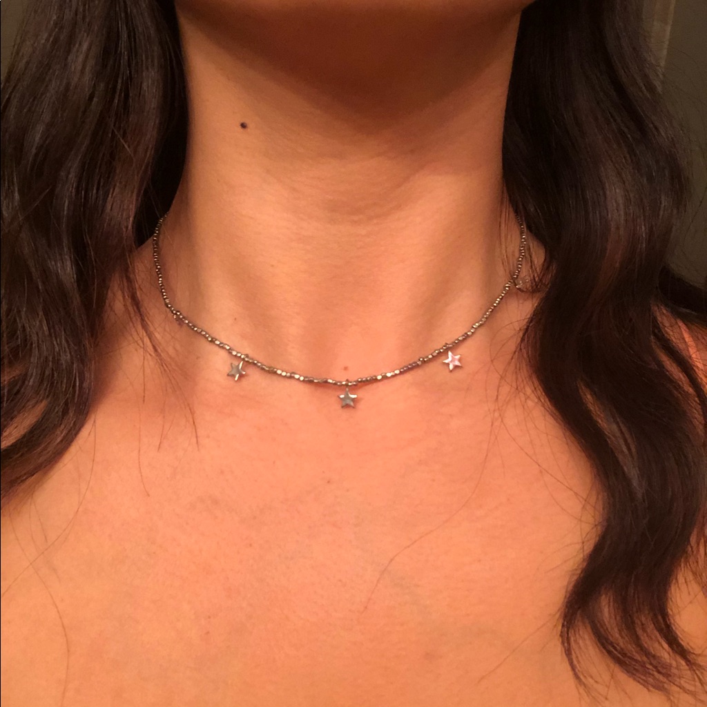 Silver Star Choker Necklace 15$